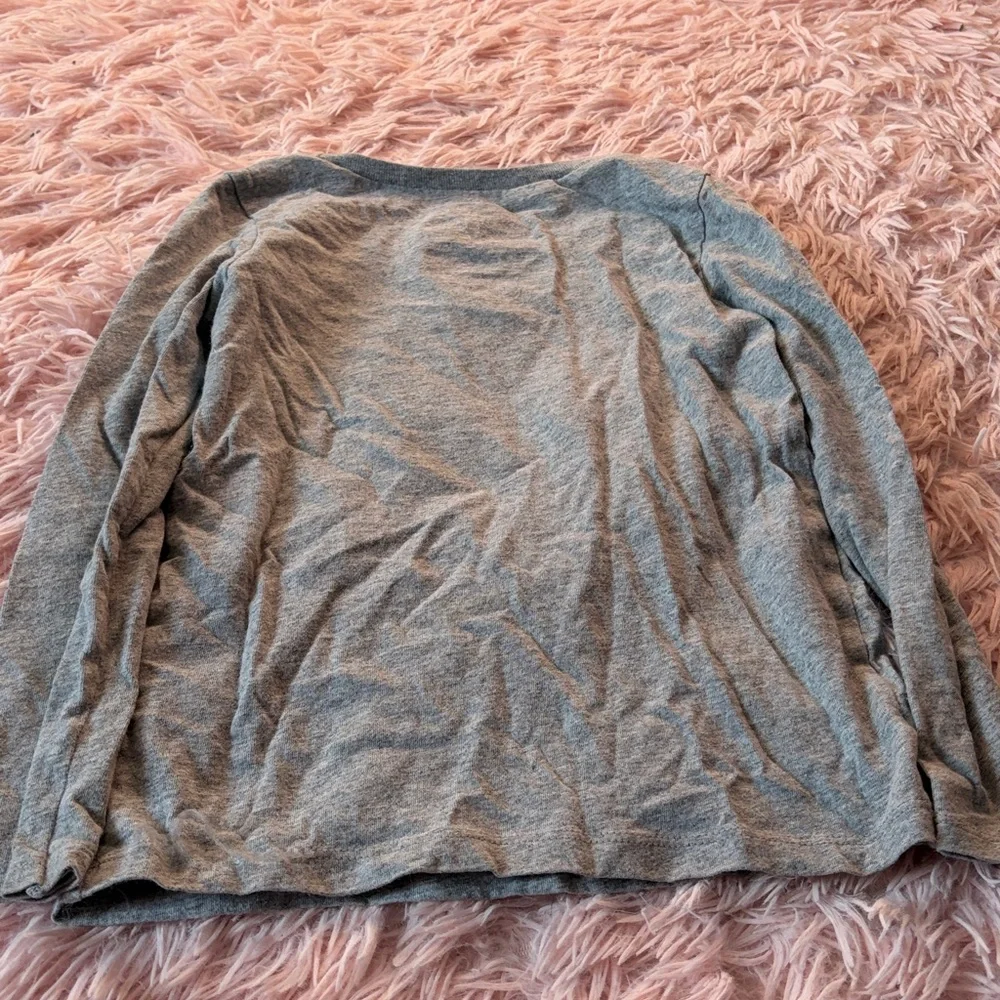 Bundle of long sleeve tees
